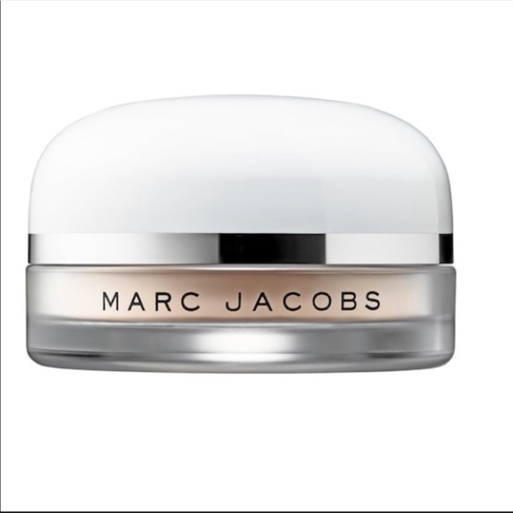 Marc Jacobs Finish-Line Perfecting Coconut Powder shade Invisible 34